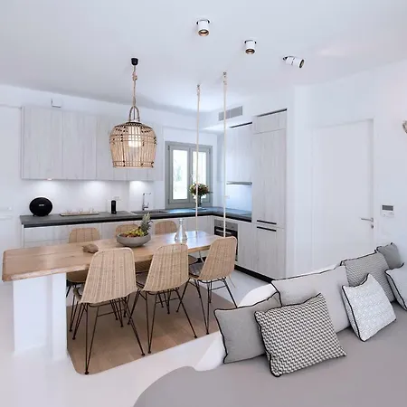 Phos By Rocks Estates *